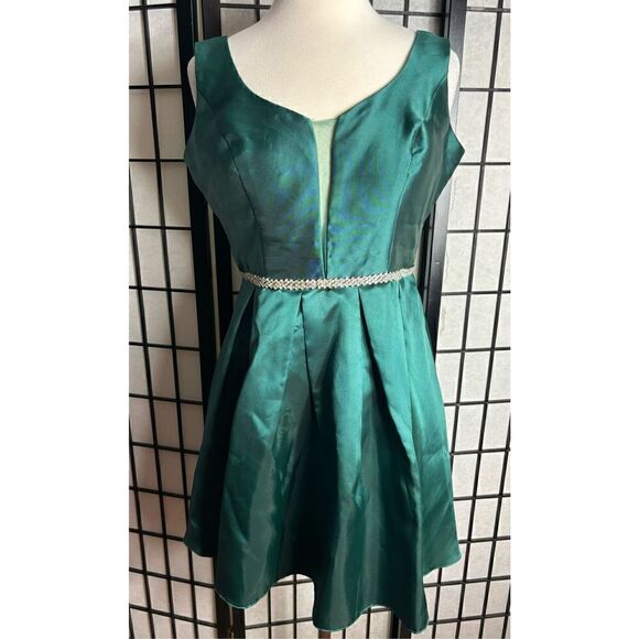 B Darlin Emerald Green Rhinestone Adorned Party Dress - Picture 1 of 7